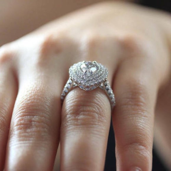 1.50 ct Pear Diamond Halo Sterling Silver Engagement Ring VVS1/D Moissanite Gems - Picture 2 of 8